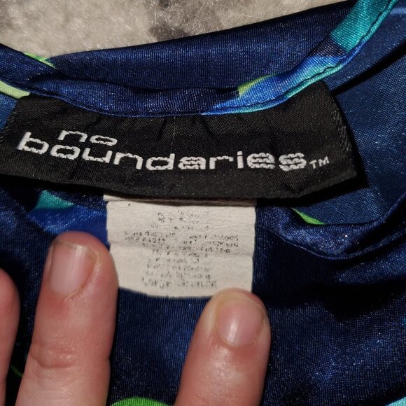 No Boundaries  Silky Feel Sleep Set || Large || EUC - Picture 6 of 6